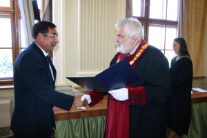 Dr. Hodi receiving his Honorary Professorship